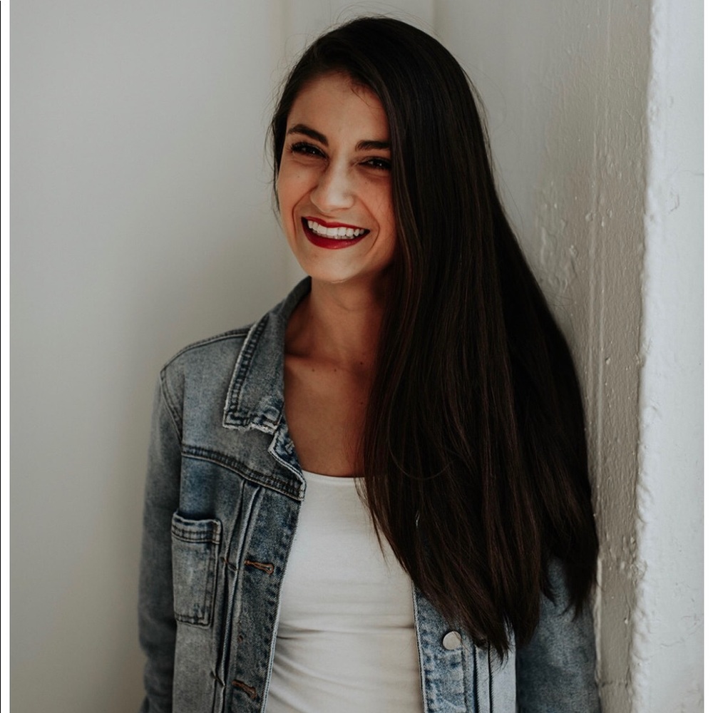 Meet your Posher, Lauren